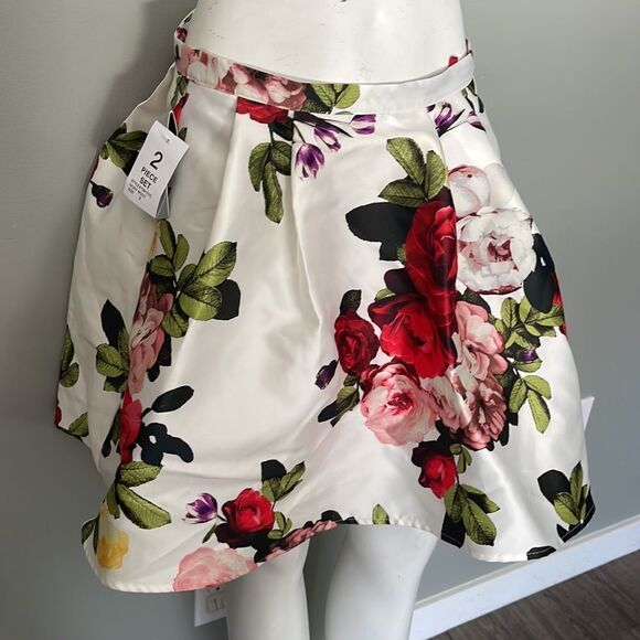 Sequin Heart Two Piece Prom Dress NEW - Picture 4 of 5